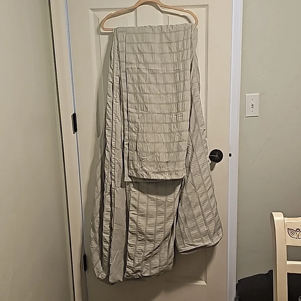 NWOT King Duvet cover